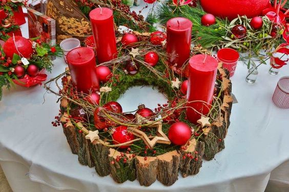 Bodayaa_com's tweet photo. Buenos días! 💕 Qué os parecen las bodas navideñas? Has asistido alguna vez a una? Tienes planeado organizar una?🎄✨Aquí te traemos 4️⃣ tips que debes saber para organizar una boda navideña:
https://t.co/yefg3FChAz

#bodanavideña #bodanavidad #consejos #bodas #bodanotarial https://t.co/h6EDBwEHl2