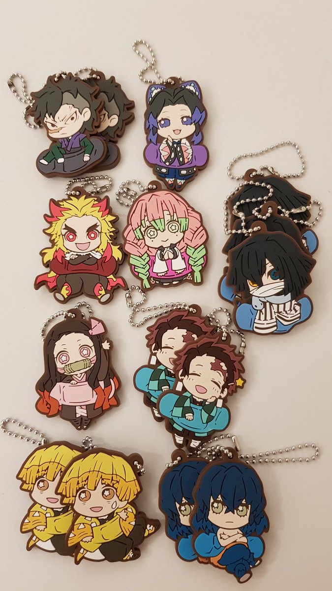 Etwas am Gacha-Automaten eskaliert, aber habe sie am Ende alle bekommen 😍
#kimetsunoyaiba