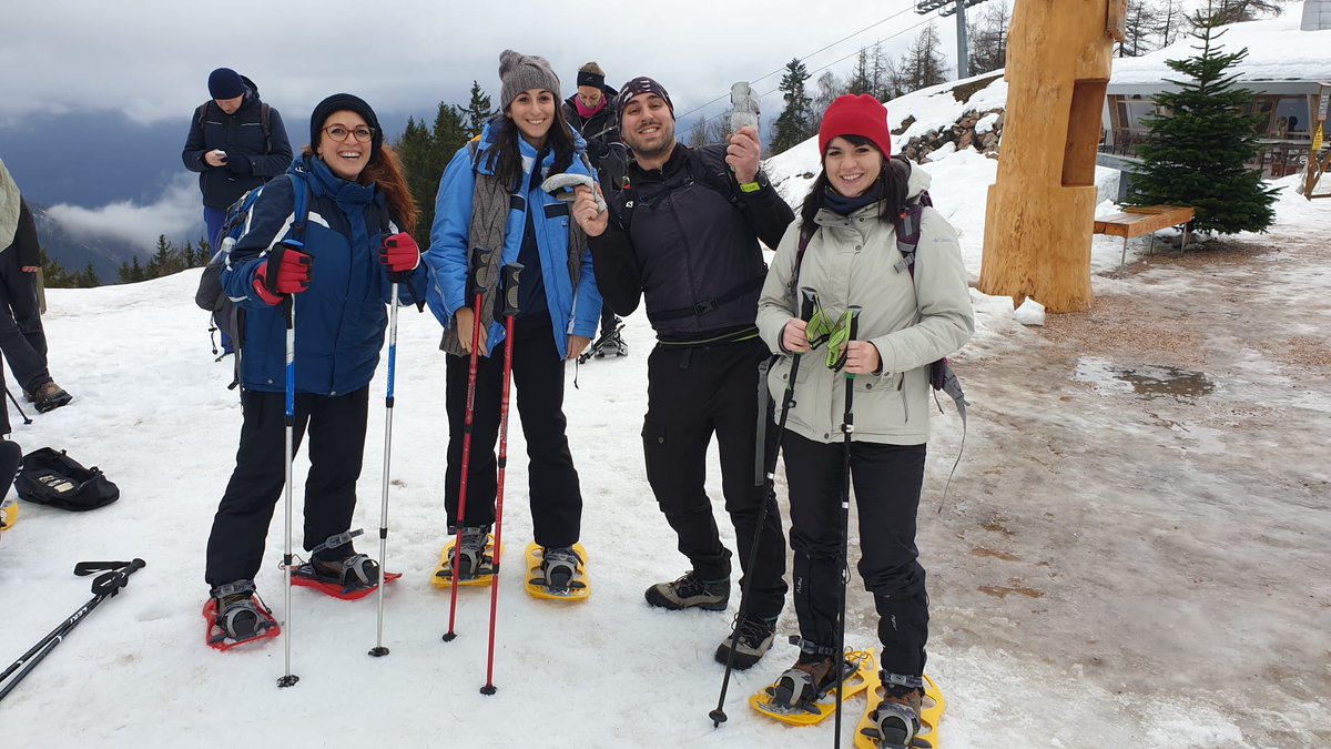 ThinkINcompany's tweet photo. #Offsite in good company with @uhopper sharing updates and doing #teamwork activities in a snowy and dreamy location 😍❄☃️ #team #teambuilding https://t.co/vXc1jKEEQF