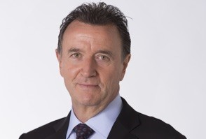 sorenpoulsgaard's tweet photo. Jeg er glad for at byde Vagn Sørensen velkommen som #formand. Hans viden og erfaring er uvurderlig i arbejdet med at udvikle vores grønne strategi, fortsat at forbedre vores kundeoplevelse og modernisere vores flåde. #scandlines Læs mere: https://t.co/Vcxkl2NGXJ https://t.co/pmKlwv5kLV