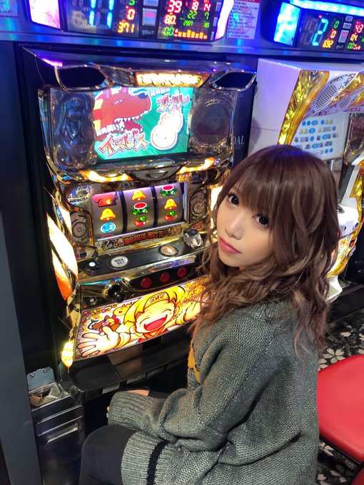 休日はいつも彼女とスロットデートなうに使っていいよ https://t.co/w8wrbhRZXu