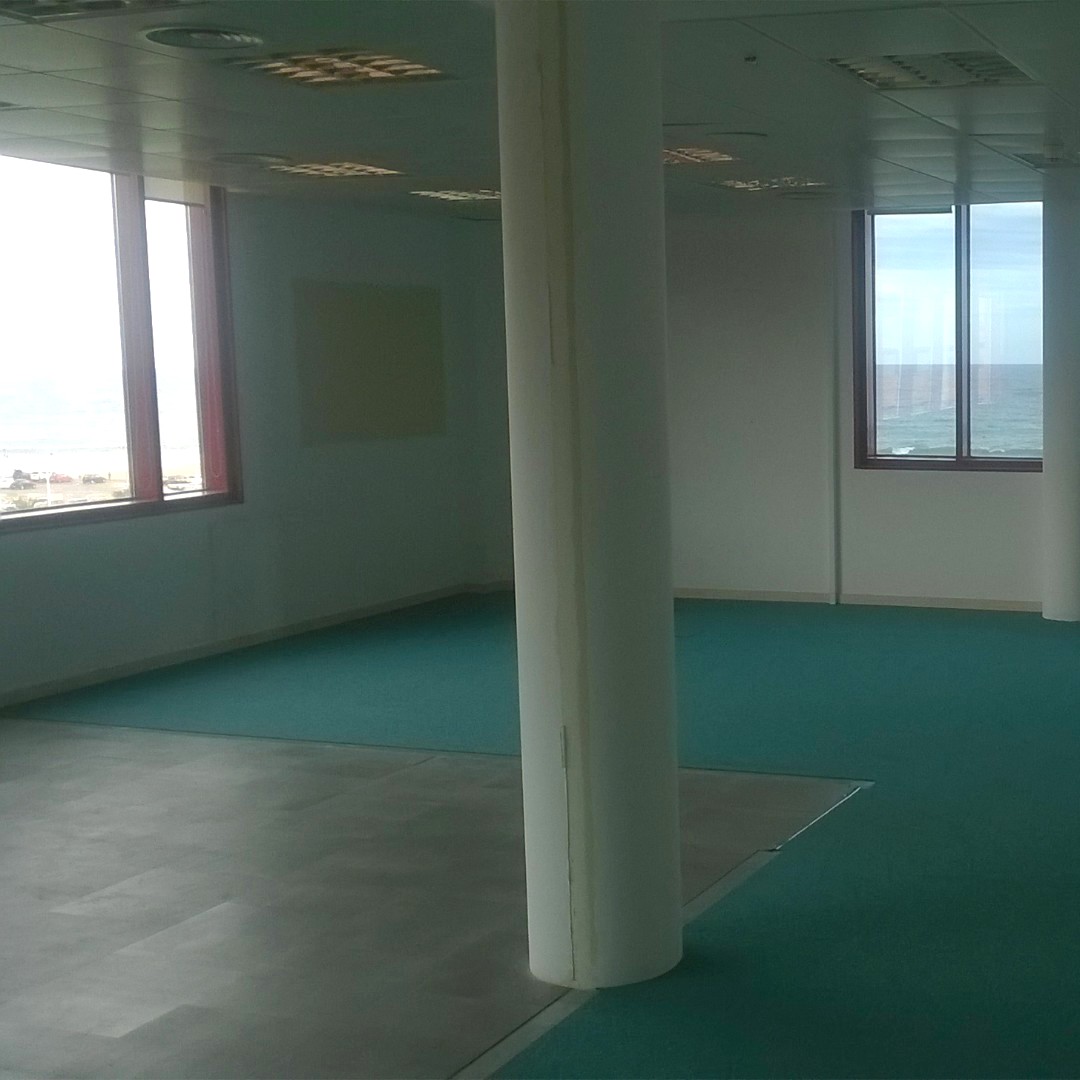grupgo's tweet photo. Y las oficinas terminadas... ¿Necesitas reformas las oficinas de tu empresa? Ven y consúltanos, estaremos encantados de asesorarte. 

#barcelona #eficiencia #grupgo #grupgoinstalacions #grupgoprojectes #calidad #construccion #instalaciones #obras #rehabilitacion #reformas https://t.co/R8sy6q0nf4
