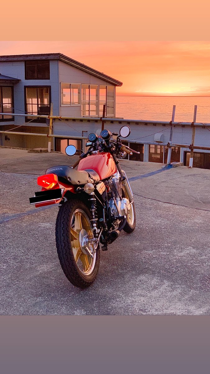 大流行中! CB400Four ヨンフォア リアフェンダー テールランプ