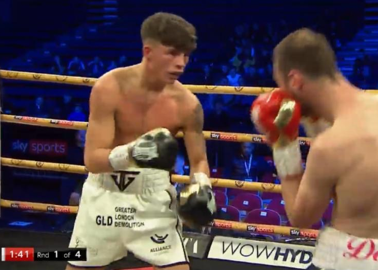 GLDemolition's tweet photo. A huge congratulations to GLD sponsored George Mitchell winning his pro boxing debut on Saturday, a top performance opening his professional account,
#boxing #demolition #superstar https://t.co/cJfx78z3Yv