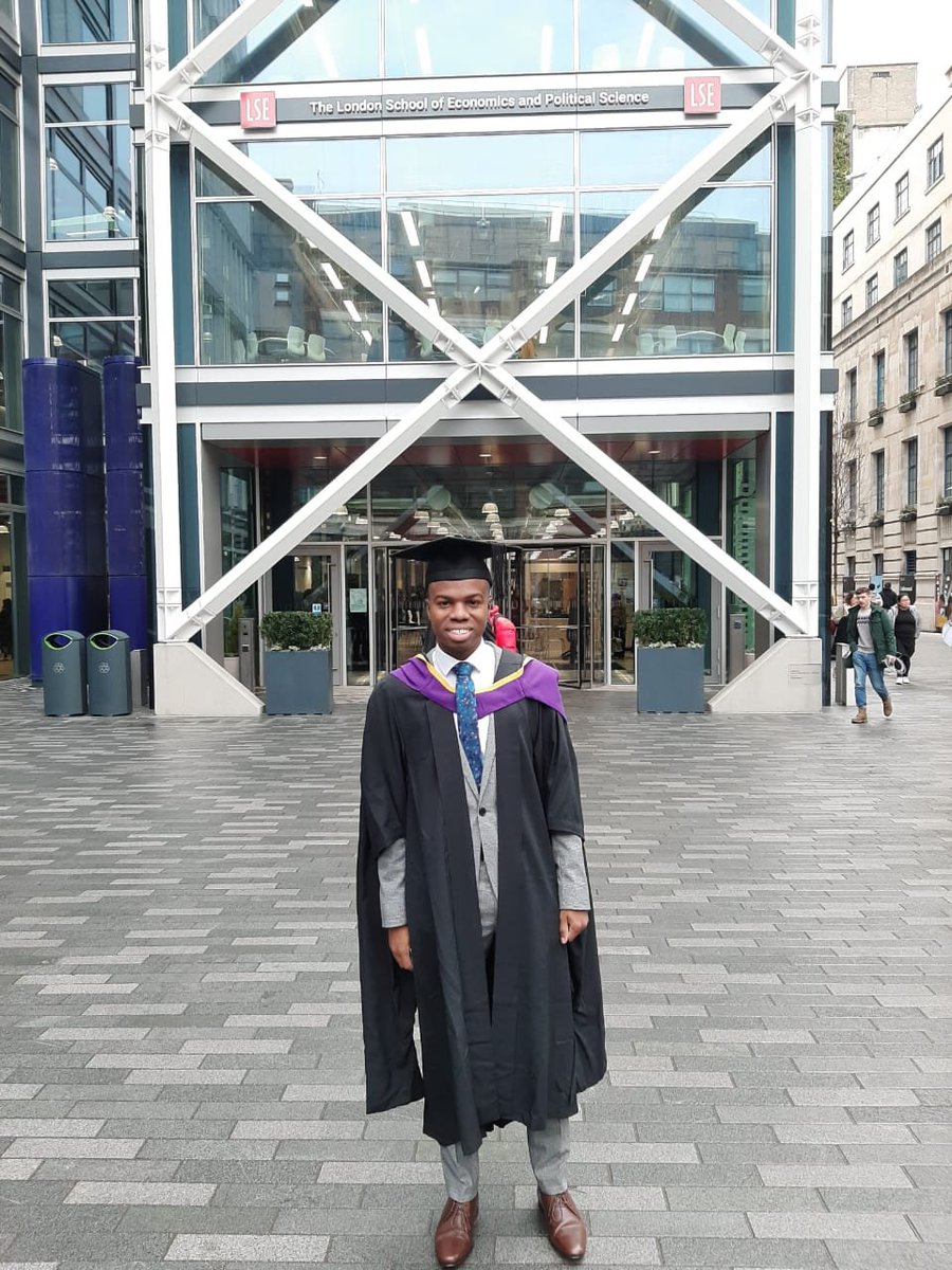 jovanthony's tweet photo. Super proud of my friends @vashanbrown and @brianwalks on their graduation from my alma mater, London School of Economics (@LSEnews) and both with MSc DISTINCTION!!! Welcome to the family!! @LSEalumni
@cheveningfco excellence! 👏👏
#partofLSE #BeaverLife #chevenersforlife https://t.co/Zyb2maVYZi