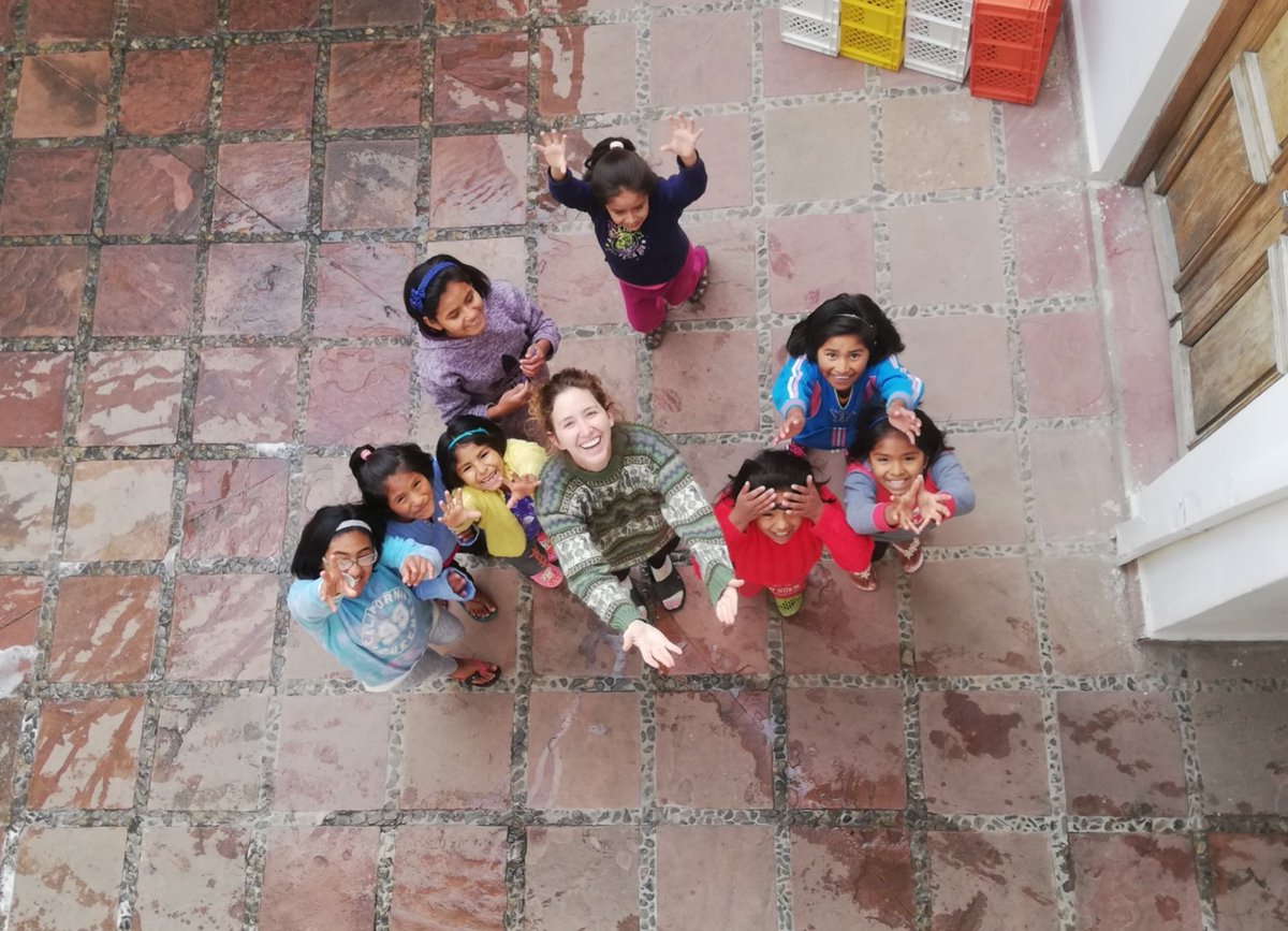 UIBuniversitat's tweet photo. Concurs fotogràfic #SomSolidaritat➡️Categoria #EstadesSolidàriesUIB 

1⃣ Primer premi: Carla Conca, per "Diàlegs".
2⃣ Segon premi: Aina Enguídanos, per "No és el què, sinó el com". https://t.co/Xg5FjaU0QA