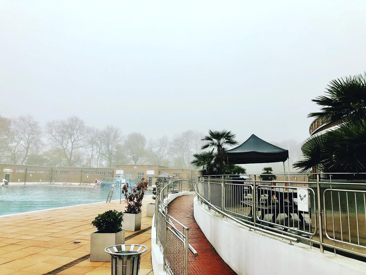 PositiveSpiritM's tweet image. Started today @parliament_hill_lido adapting to cold water, you also blunt your stress response to other daily stresses, making you stronger!
Still few spaces available for my winter retreat.
#coldwaterswimming #coldexposure #windowoftolerance #yogaretreat  #innerfire @iceman_hof