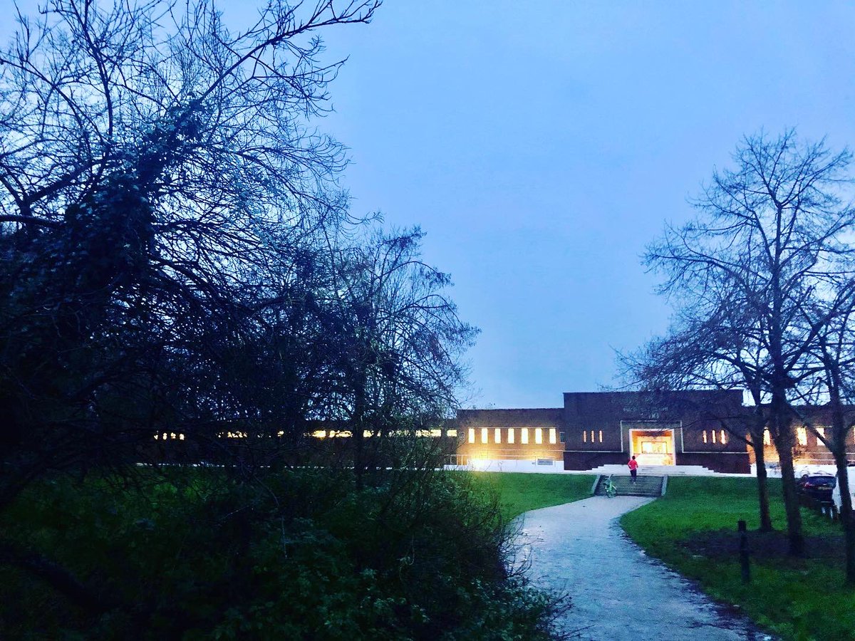 PositiveSpiritM's tweet image. Started today @parliament_hill_lido adapting to cold water, you also blunt your stress response to other daily stresses, making you stronger!
Still few spaces available for my winter retreat.
#coldwaterswimming #coldexposure #windowoftolerance #yogaretreat  #innerfire @iceman_hof