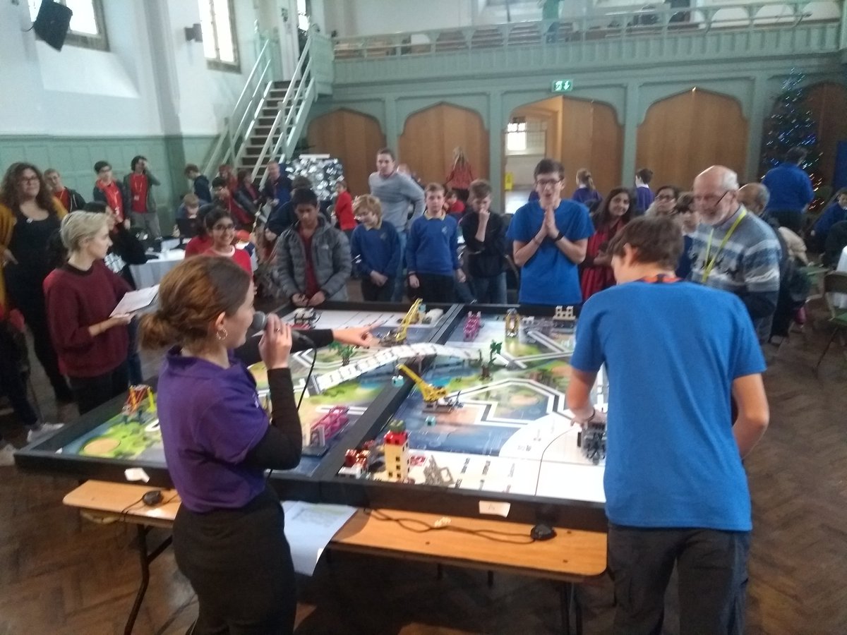 SGS_Computing's tweet image. Successful robot run from the #skyscraper team! @FLLUK @stem4sussex