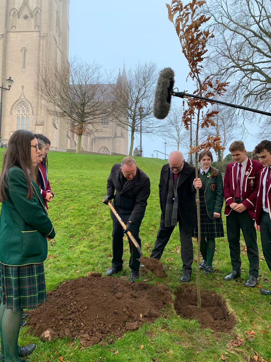 CatholicBishops's tweet photo. Preparing in #Armagh with @RTE for their #ChristmasDay broadcast @ArchbishopEamon & Archbishop Richard Clarke of @churchofireland together with local students from St Catherine’s College and @rsarmagh #creation #LaudatoSi #GreatGreenWall #LaudatoTree @VaticanIHD @rogerchilds2u https://t.co/0dcffsIK84