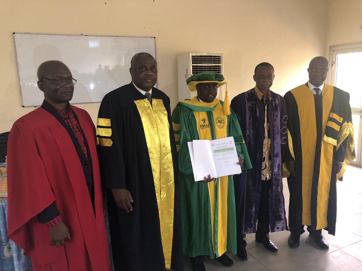 belaykt's tweet photo. The newly minted Doctor Solomon Olamuyiwa Oluwafemi who defended his PhD thesis research work successfuly #AU #AUC #PAU #PAUGHSS #YaoundeII #Cameroon https://t.co/BNvExKrIGz
