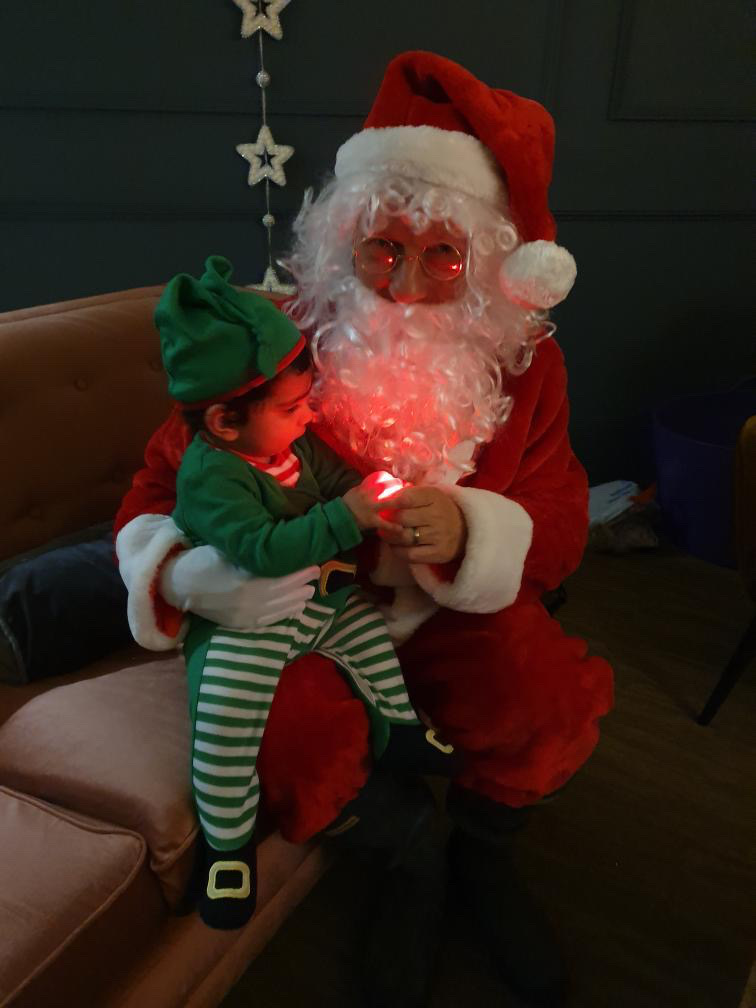 Cooper_Parry's tweet image. SANTA CLAUS IS COMING... TO CP! 🎅✨
55 little people. 2 elves. An indoor snowball fight. And countless of magical memories.🎁⛄
Here's to a wonderful Christmas! 🎄
#CHRISTMAS #MAKELIFECOUNT #TUESDAYTHOUGHTS