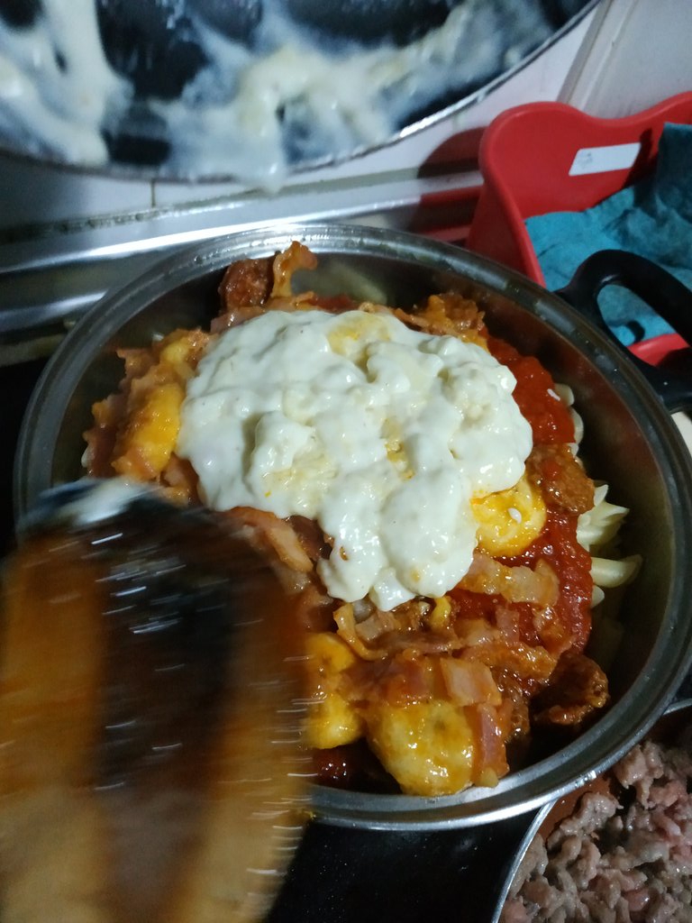wikipIatanos's tweet photo. Macarrones benedict https://t.co/6krFtsuBgn