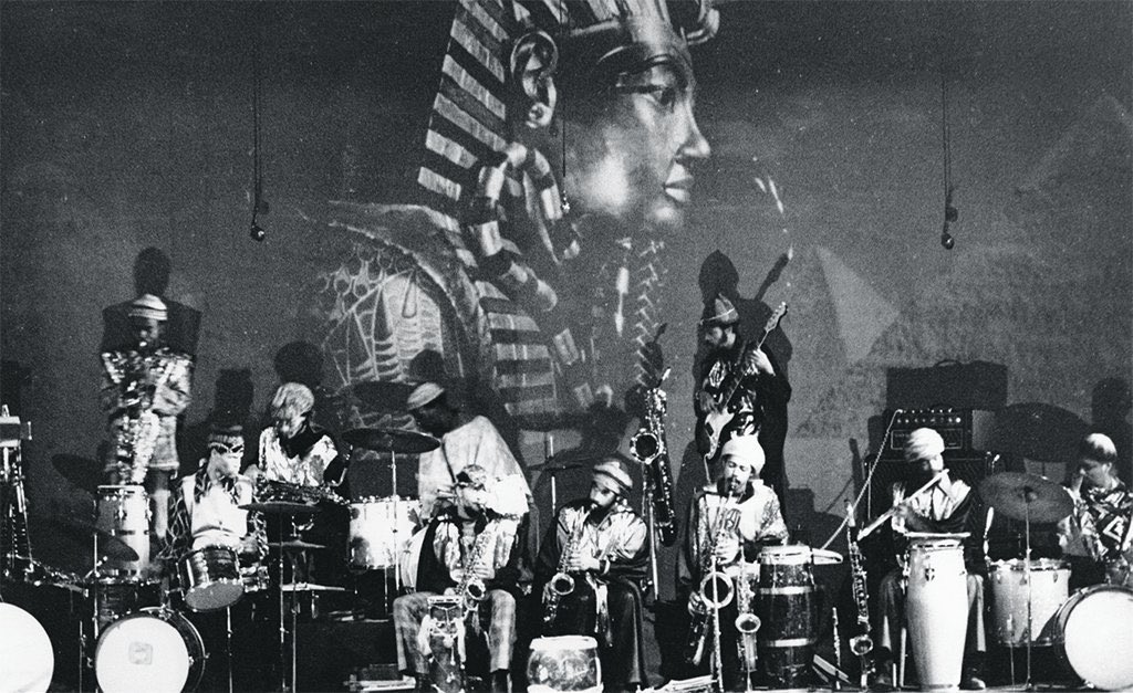Atomic_LDN's tweet photo. And finally number 1.
Anyone fancy a Christmas in Cairo? A serious jazz buy - The Sun Ra Arkestra – In Egypt. Nice.  
https://t.co/E6npengUoR

#vinyl #records #record #vinylrecord #vinylrecords #vinylcollection #vinylcollector #atomicldn  #christmas #xmas
#sunra #jazz https://t.co/q2mXdjS3eV