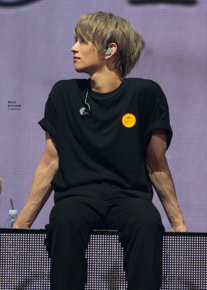 thread of joshua's hand/arm veins, bc i need this in my life