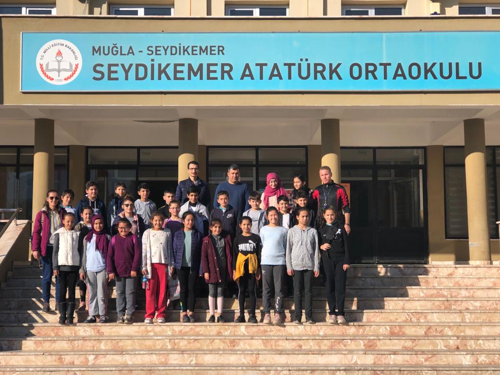 SeydikemerAtat1's tweet photo. Bu günlük bu kadar.
#Origami
#cintar 
#mantar https://t.co/dSce41r9og