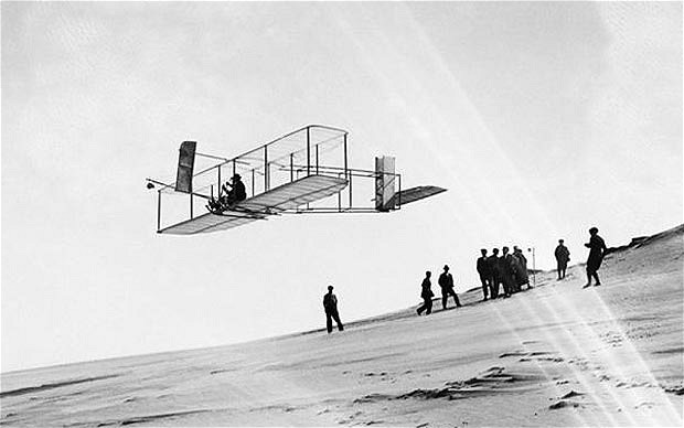 marinamaral2's tweet image. On this day in 1903, the Wright Brothers made their first flight with a powered aircraft, four miles south of Kitty Hawk, North Carolina.