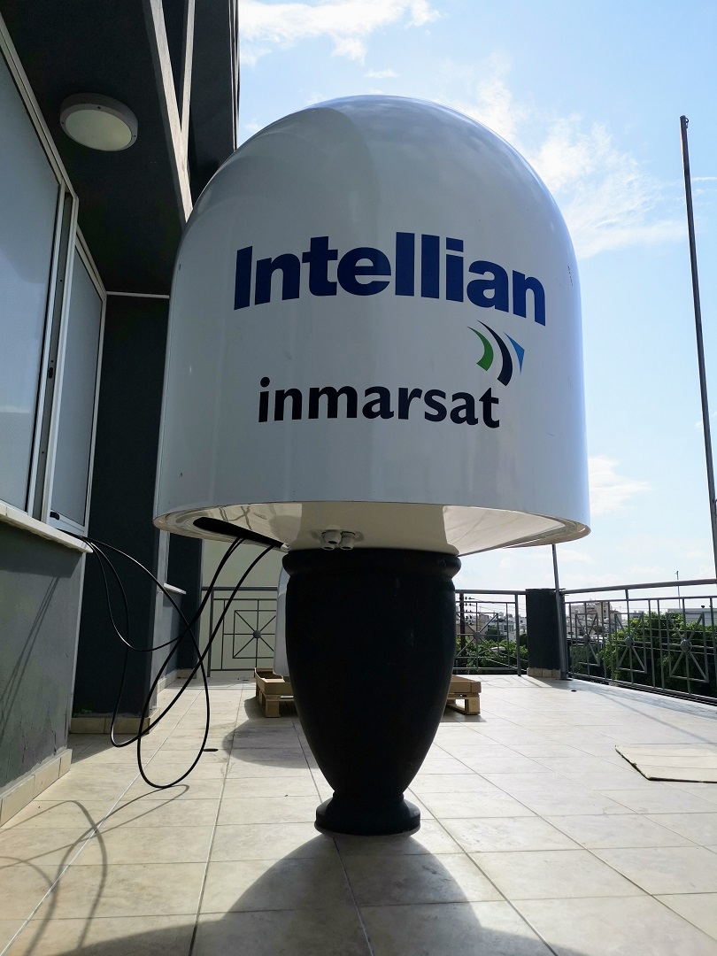 Who said that big mushrooms don’t grow in flower pots!!😀
#intellian #v100  #vsat #antenna #satcom #monarchtelecom