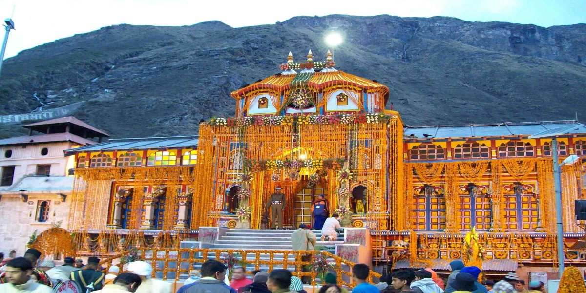 TourMyIndiaa's tweet photo. Panch Badri of Himalayas: Follow the link >> https://t.co/lGQ0EA7JYL and know everything about these holy places which are located in the Garhwal Himalayas, Uttarakhand.

#panchbadri #badrinath #chardham #badridham #himalayas #pilgrimage https://t.co/dlRgfWyXfE
