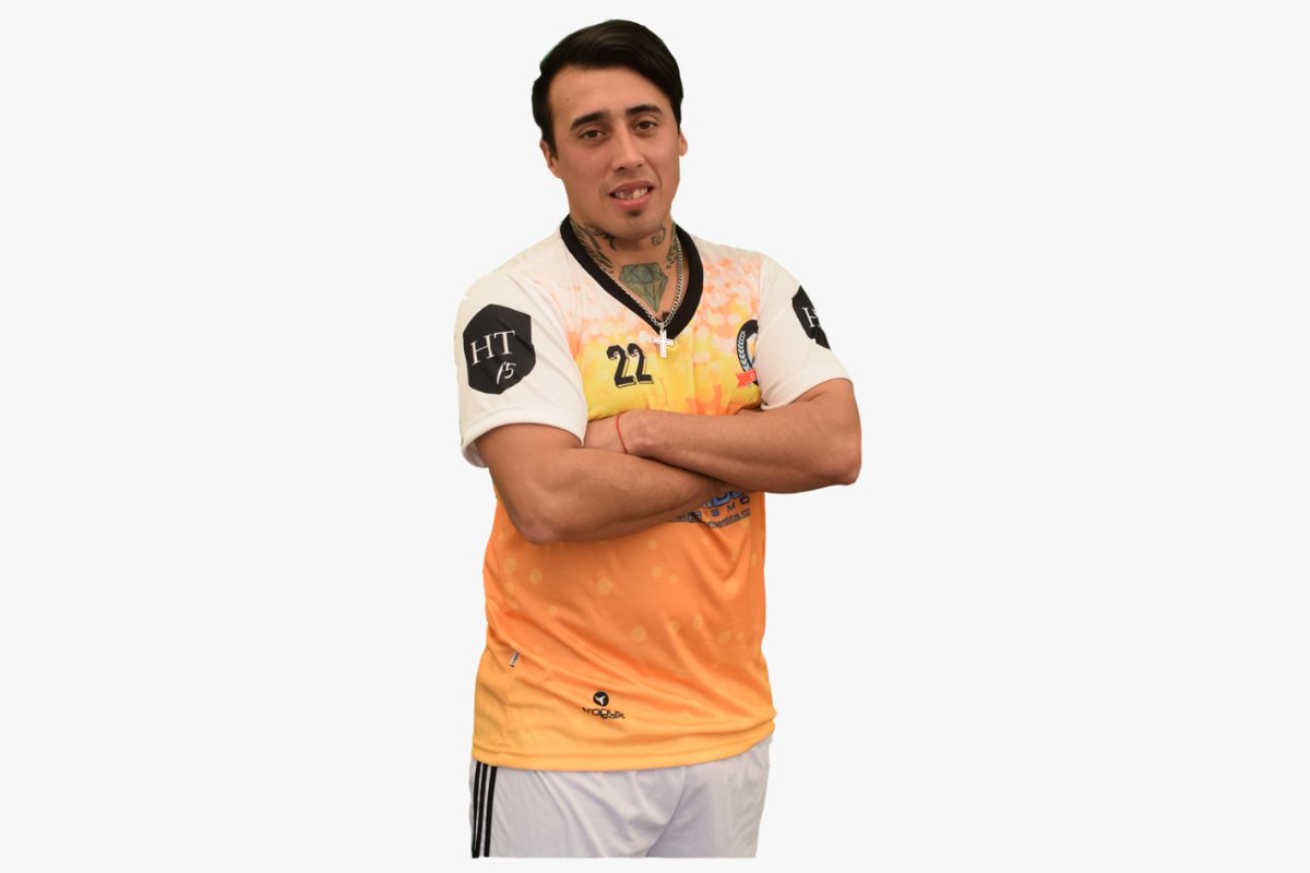 mercado_f5's tweet photo. Los hermanos a fumar en Pipa.
Matias y Facundo pasan a Deportivo Pipa que hizo un campañon en la Liga B. https://t.co/9LISG8BbOV