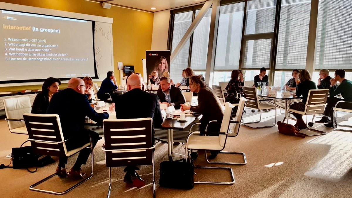 Kennisbijeenkomst samenwerkingspartners over Duurzame inzetbaarheid &amp; Vitaliteit van medewerkers. Met inspiratiesessies van <a href="/klaske_veth/">Klaske Veth</a>, lector Duurzaam HRM en Jan Gerard Hoendervanger, projectleider IWP Healthy Workplace. #duurzaamheid #vitaliteit #hanze