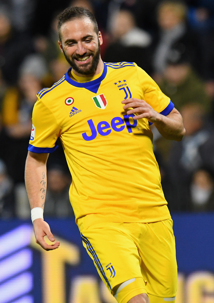 Happy birthday Gonzalo Higuain(born 10.12.1987)   