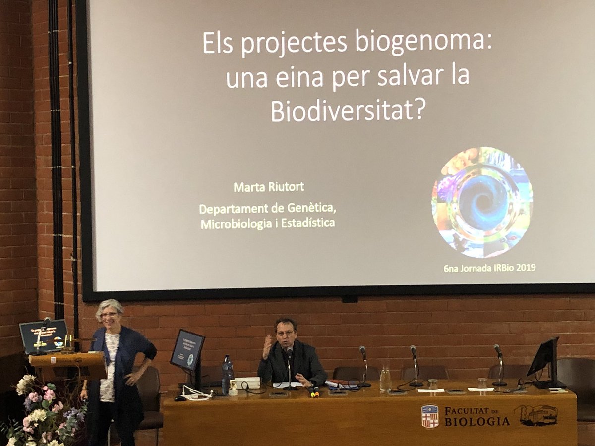 IRBioUB's tweet image. Na Marta Riutort @RiutortLab @GeneticsUB ens planteja com els projectes biogenoma 🧬 poden contribuir a la recerca i la gestió en el context de la biodiversitat 🐛🐺🦅🌳🐝🕷🌿🐠🦂🌱🐡🦆 i canvi global🌎🌍🌏.

#EarthBiogenomeProject #ClimateChange #Genome