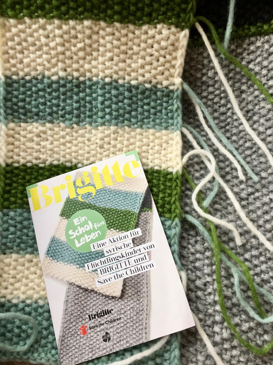 eurolanguageAT's tweet image. Die #Übersetzerinnen von #eurolanguage haben auch in diesem Jahr wieder mitgemacht bei der schönen Aktion ein #schalfuersleben von @brigitteonline und 
@stc_de . Wir setzen ein Zeichen setzen für #Menschenrechte #charity #kids #HumanRightsDay