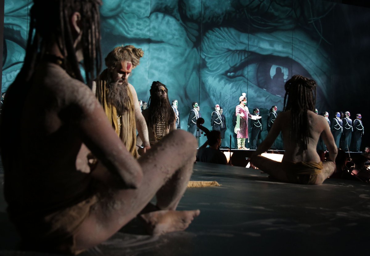 Rof_Pesaro's tweet photo. Il 19 dicembre alle 21:15 verrà tramessa su @raicinque Semiramide #ROFXL con @MMariotti1979 #SalomeJicia @Varduhi_Mezzo @nahueldipierro #AntoninoSiragusa #CarloCigni #MartinianaAntonie #AlessandroLuciano #SergeyArtamonov @OrchestraRai #CoroVentidioBasso https://t.co/Gz8wuQlLIW