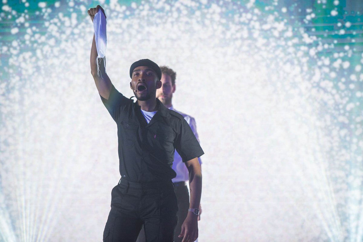 HiSide_Events's tweet image. An entertainment snapshot from a great event we organised earlier in the year! 

#HISIDEvents #HISIDEgroup #events #eventmanagement #eventplanning #magicalevents #eventplanner #eventing #eventmanager #eventinspo #magicevents #awesomeevents