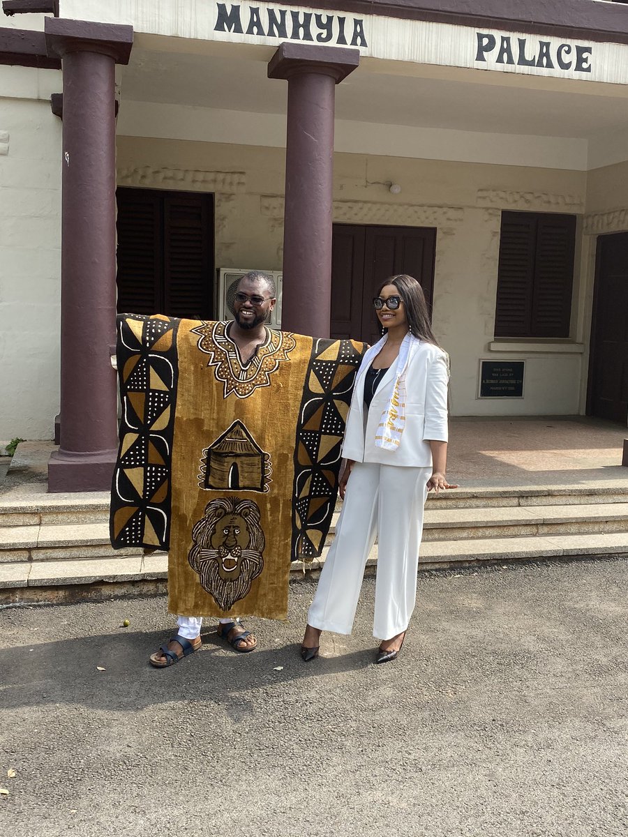 AbeikuSantana's tweet photo. This is How we sold 🇬🇭#Ghana in few hours to #bbnaija2019 housemate @Symply_Tacha https://t.co/YhN1tDJOOM