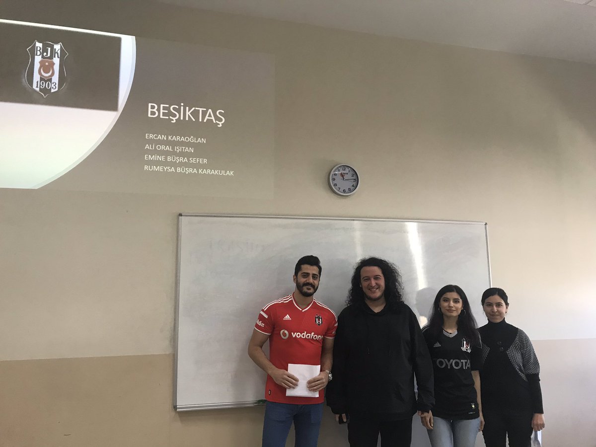 Antalya Bilim Üniversitesi'nde dersler çok coşkulu ve öğretici.. Dünya'nın en prestijli spor kulüplerini işlediğimiz marka yönetimi derslerinden kareler.. #beşiktaş