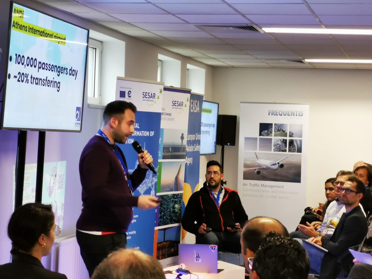 SESAR_JU's tweet photo. Young talent celebrated at 2019 #SESAR #Innovation #Days #SIDS19 #DigitalSkyChallenge🏃♂️✈️👏
📲Read the highlights https://t.co/m0nyCEWg7y https://t.co/HrXl1S9gtp