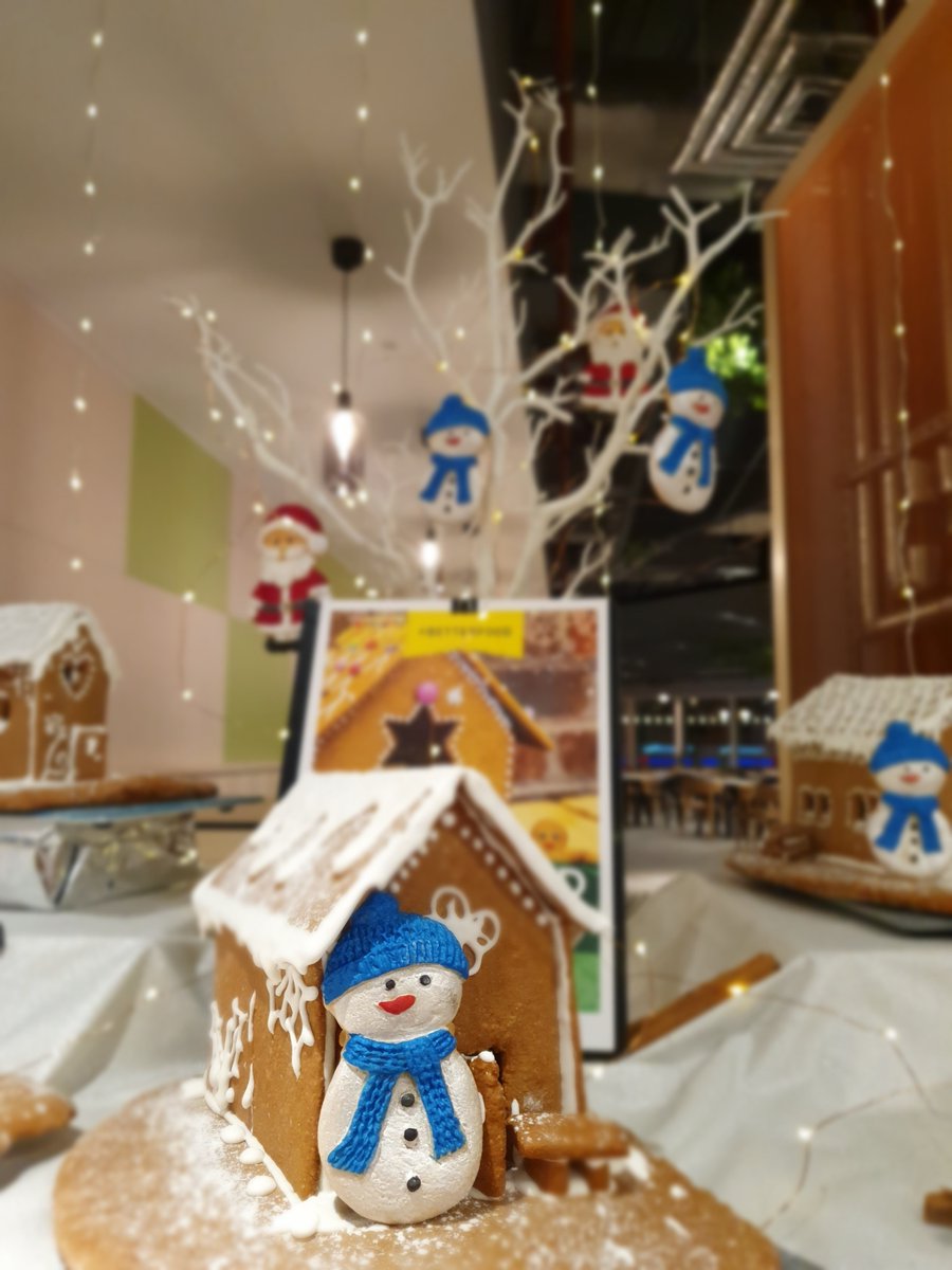 Reka Hangyal tweet media