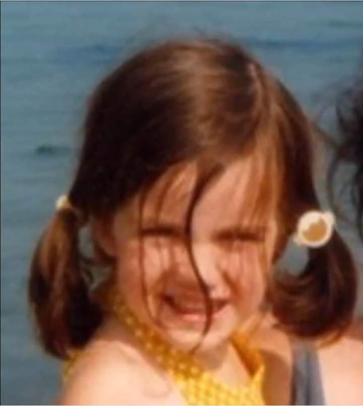 Happy Birthday Susanna Reid Ere Is Susanna An Cute Little 4 Years Old With Susanna Mom xx 