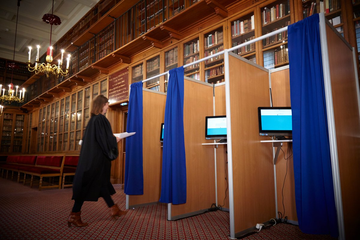 Avocats_Paris's tweet image. 📥 #Élections2019 : le scrutin est ouvert !  

Depuis 8h30 ce matin et jusqu'à 19h00, vous pouvez participer au 1er tour des élections afin d'élire 7 binômes de candidats au Conseil de l'Ordre et les 3 lauréats du #PrixInnovation ! #VOTEZ #MCO 

👉 avocatparis.org/calendrier-des…