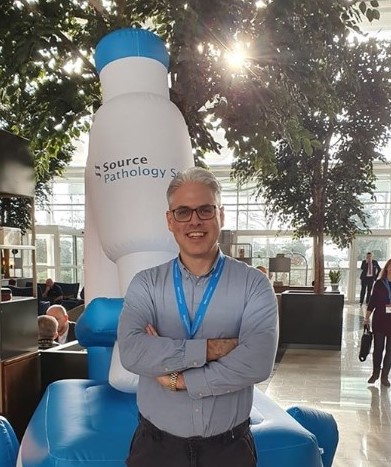 SourceBio's tweet photo. Thank you everyone for entering our #SourceMicroSelfie competition with #DigiPathGE. The winners are...
🥇First place: Catherine Ficken
🥈Second place: Greg Ead
🥉 Third place: Amelie Viratham Pulsawatdi
Please contact: Adele.Duran@sourcebioscience.com to claim your prize! https://t.co/eDiAl8Gznu