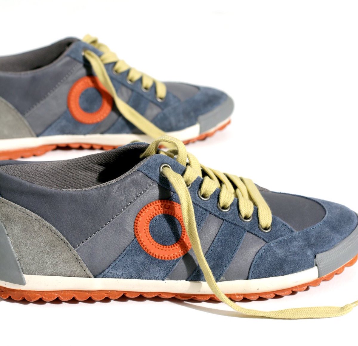 "Generalizar siempre es equivocarse" Hermann Von Keyserling.
IDO Wash Sky. 
Combinaciones de color para unas zapatillas únicas.  ✨
Ver detalle aquí 👉 aro.es/shop/ido-3580-… #arobarcelona