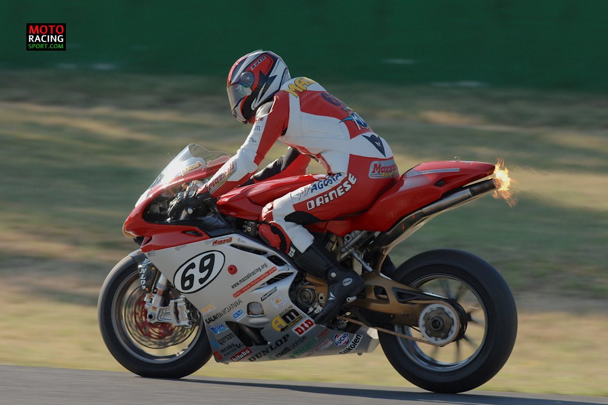 gife59's tweet photo. CIV STORY
Le fiammate della Mv Agusta di Andrea Mazzali in staccata. 📷 Alberto Landini
#civriders #civstory #civpeople #civsbk @mvagustamotor https://t.co/W3581iP4yw
