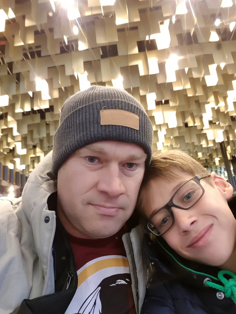 Ryan_Evans_au's tweet photo. Glad to have my #Ekahau beanie today in Berlin, it's a little chilly. https://t.co/P29tfLmjE4