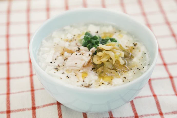 低糖質とは思えない美味しさ？！お米の代わりに豆腐で作るサムゲタン風豆腐中華粥のレシピ！