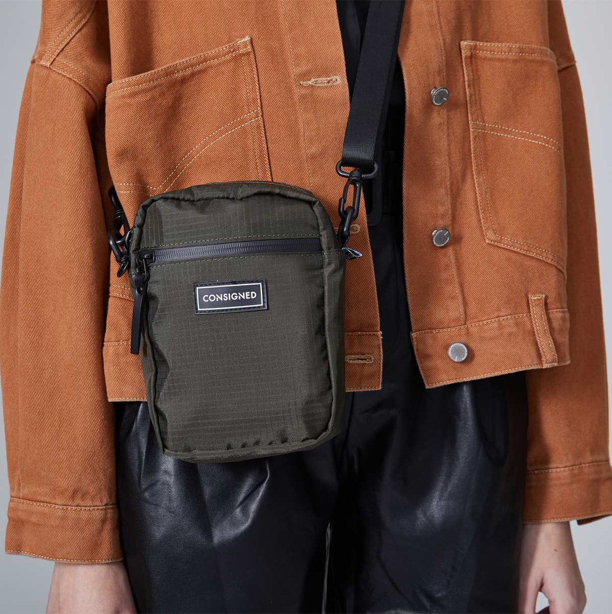 theconsigned's tweet image. Our Otiz Cross Body is a brand classic, and now available in different shades and materials. Check out link in bio to find out more. #Consigned #WeareTheConsigned