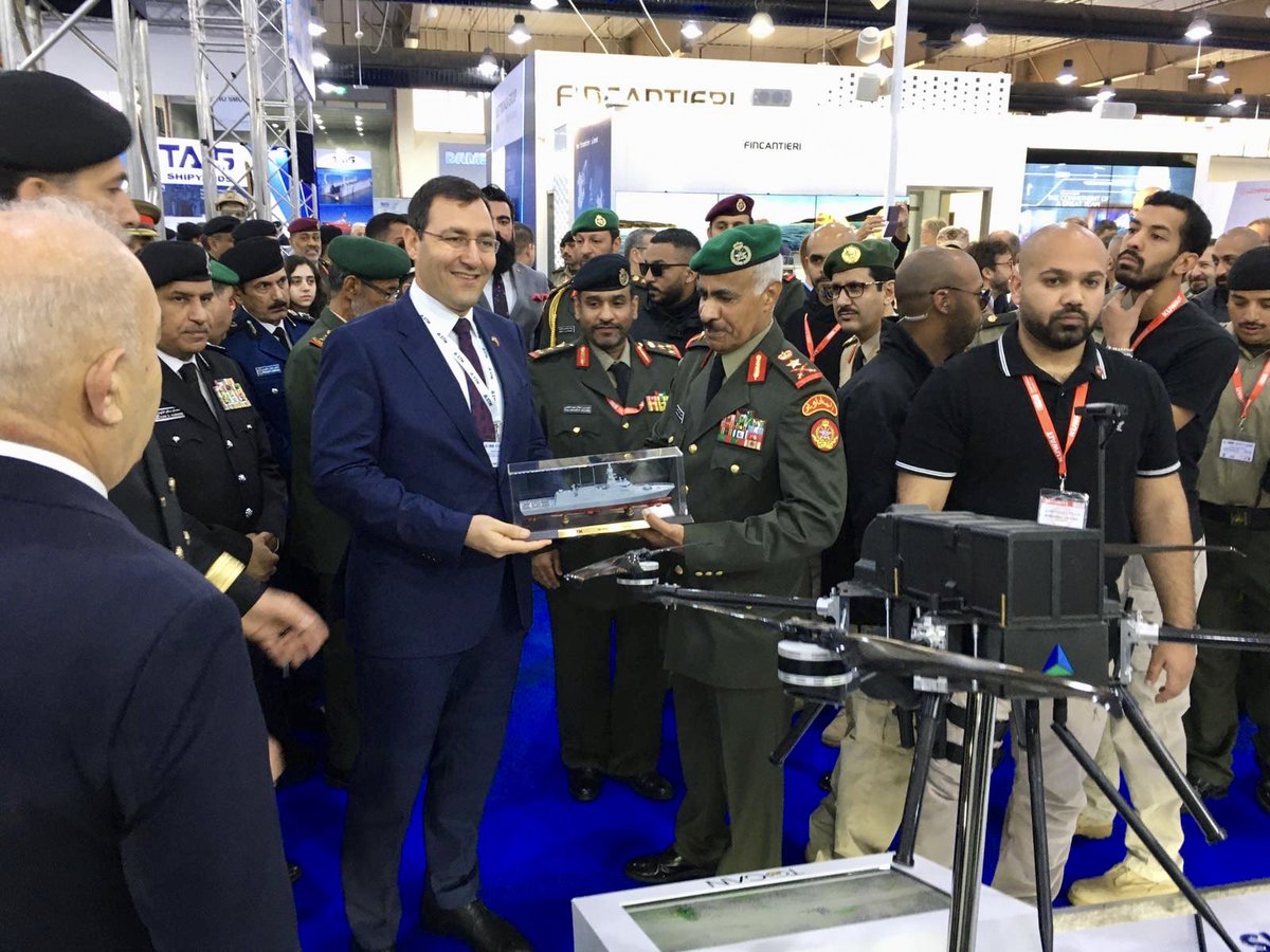 STMDefence's tweet photo. Chief of General Staff of Kuwait and Commander of the Kuwait Naval Forces received information regarding our capabilities during their pleasant visit to our GDA booth.
📍Hall 5 | Booth No: B337 | Kuwait
#STMDefence #NavalPlatforms #AutonomousDroneSystems #RadarSystems https://t.co/LiaJs25M3j