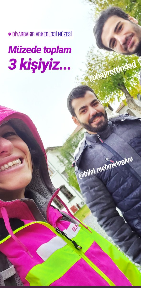 zeynox's tweet photo. Diyarbakır'a gelmişken biraz sokakları koklamadan olmaz dedik... yağmur çamur dinlemeden çıktık. Arkeoloji müzesinde bir biz vardık, hanlarda masalar boştu. Sokaklarda insan az ama burma kadayıf hoştu! #diyarbakir #Diyarbakır #fotoroman #dayinpictures https://t.co/X5xqOsl6Mu