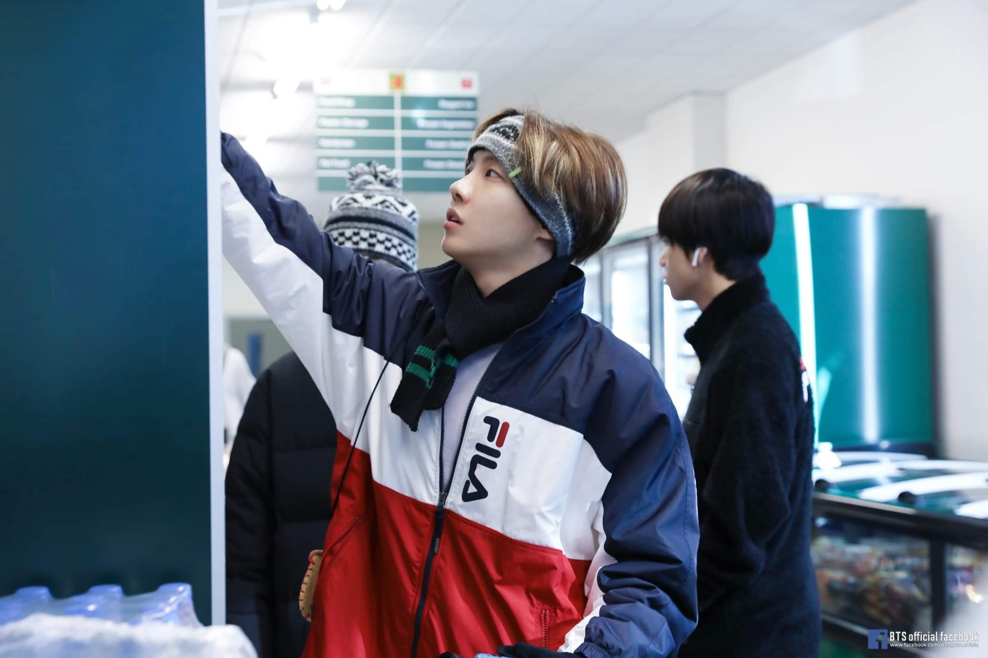 BTS RUSSIA on X BTS BON VOYAGE Season 4 Preview https t MF6bgJWzI1 https t bpZJUR6pDt X