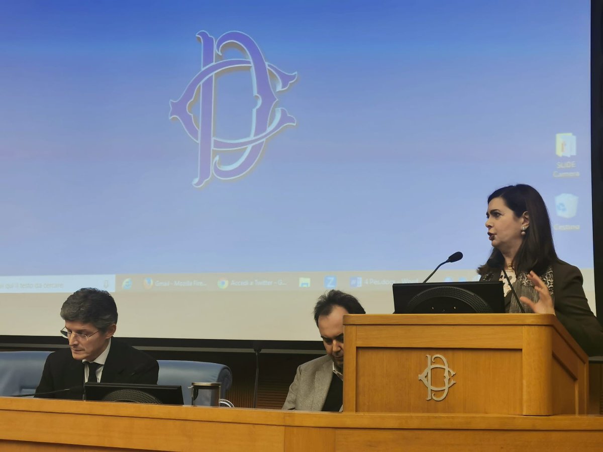 SocialComItalia's tweet image. .@lauraboldrini #socialcom19