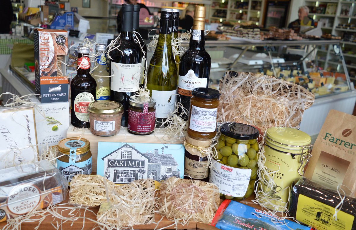 Lake_DistrictTG's tweet photo. Give the #LakeDistrict #Cumbria a present this #Christmas and #shoplocal. Take some ideas from...
https://t.co/DVH40OH2vk

#whereyoushopmatters @ClairesHandmade @JJGrahamPenrith @PeterHallandSon @Kinvodka (pics for those four).
@PureLakes @ChapmanBags @GingerBakers @wintertarn https://t.co/pOMLTOFiMG