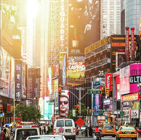 EmbassySummer's tweet photo. Times Square is less than 20mins on the tube from our LIU Brooklyn centre, and you don’t even have to change subway line. The easy access to the most popular attractions in Manhattan is a benefit that’s hard to beat! Find out more on our website https://t.co/KGRZG5vjYm https://t.co/1WTjfyeyxc