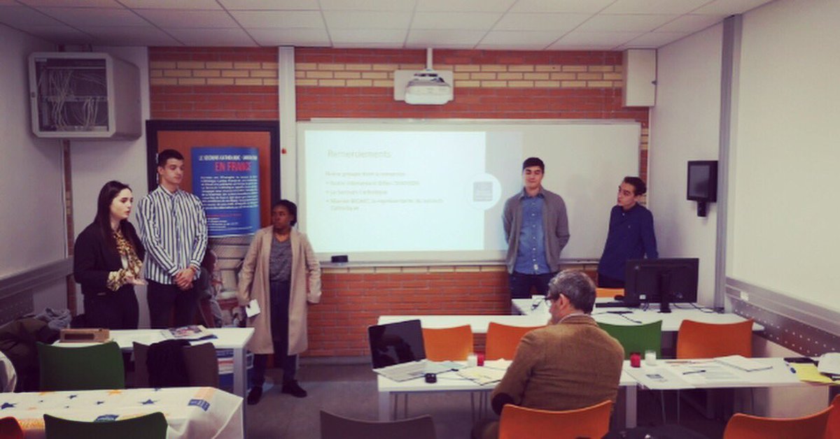 IFAGLYON's tweet photo. ▶️ Soutenance B1 sur la gestion de projet humanitaire. Début de la semaine des examens de fin de 1er semestre. #ifaglyon #B1 https://t.co/GTVScBHCYB