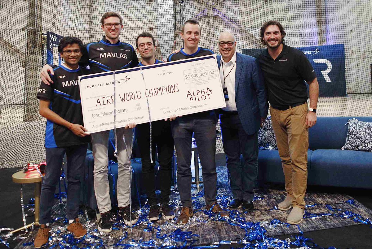 Congrats colleagues <a href="/microuav/">MAVLab - TU Delft</a> <a href="/AETUDelft/">TU Delft | Aerospace Engineering</a>! Their human-inspired autonomous drone wins Artificial Intelligence Robotic Racing world championship in Austin, Texas! Read more: ow.ly/RqMq50xw5Hc
<a href="/DroneRaceLeague/">Drone Racing League</a> <a href="/LockheedMartin/">Lockheed Martin</a> <a href="/TUDelft_AI/">TU Delft | AI Initiative</a> <a href="/TUDelftDRI/">TU Delft Robotics</a> <a href="/RoboValley/">RoboValley</a>